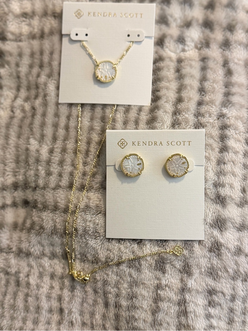 Kendra Scott Gold and White Sand Dollar Necklace & Stud Earrings Set